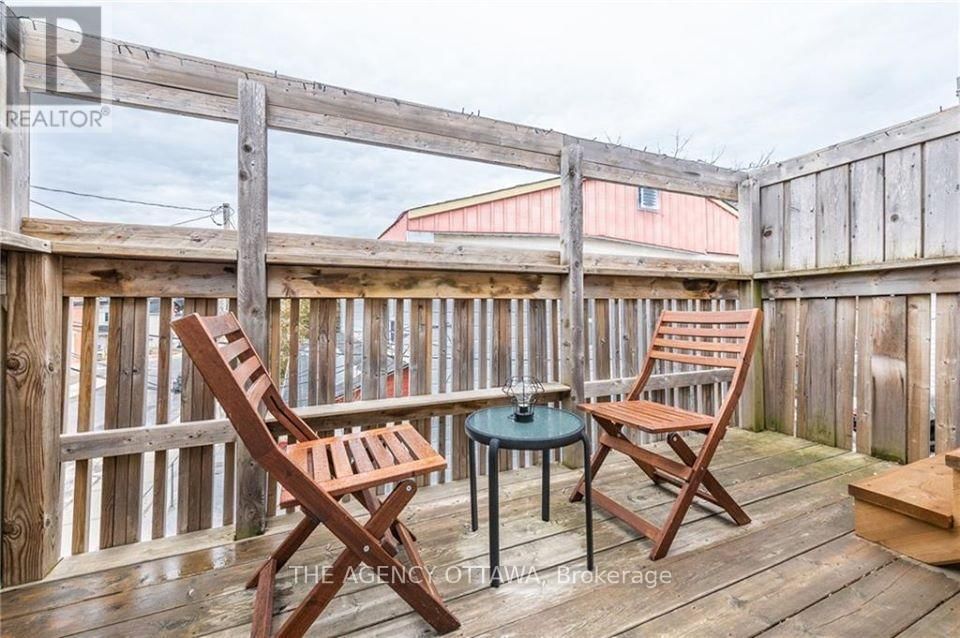 223 CARRUTHERS AVENUE Image 20