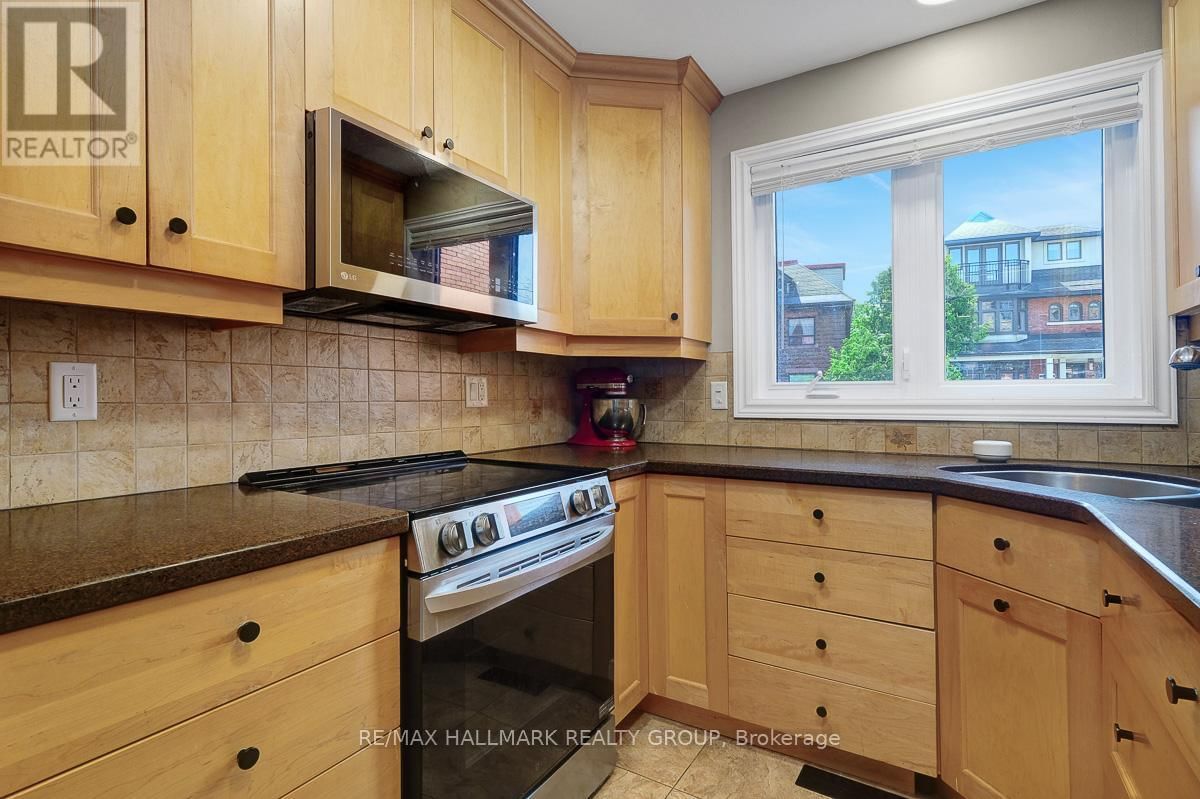 80 QUEEN ELIZABETH DRIVE Image 12