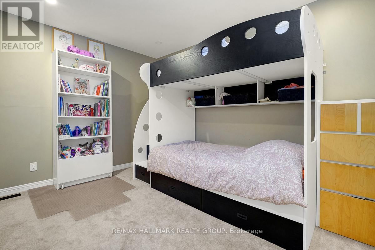 80 QUEEN ELIZABETH DRIVE Image 26