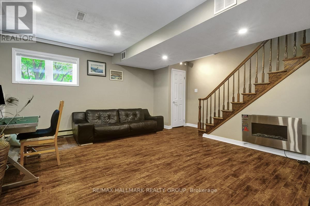 80 QUEEN ELIZABETH DRIVE Image 35