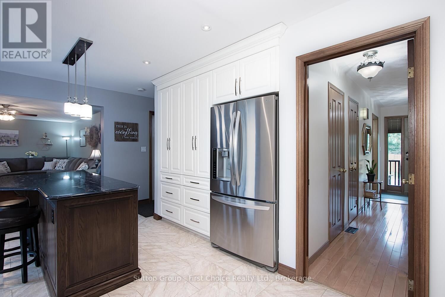 4005 FREDERICK STREET Image 11