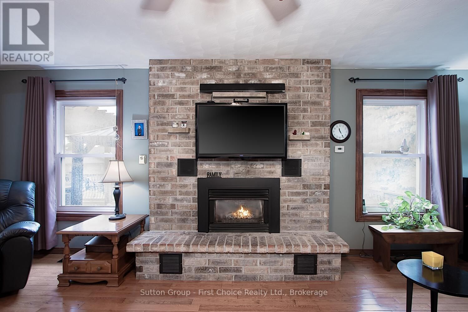 4005 FREDERICK STREET Image 18