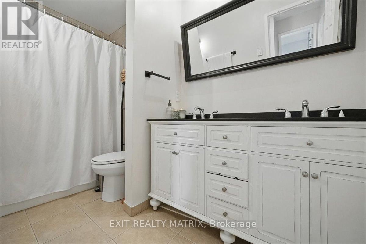 154 - 825 CAHILL DRIVE WEST Image 25