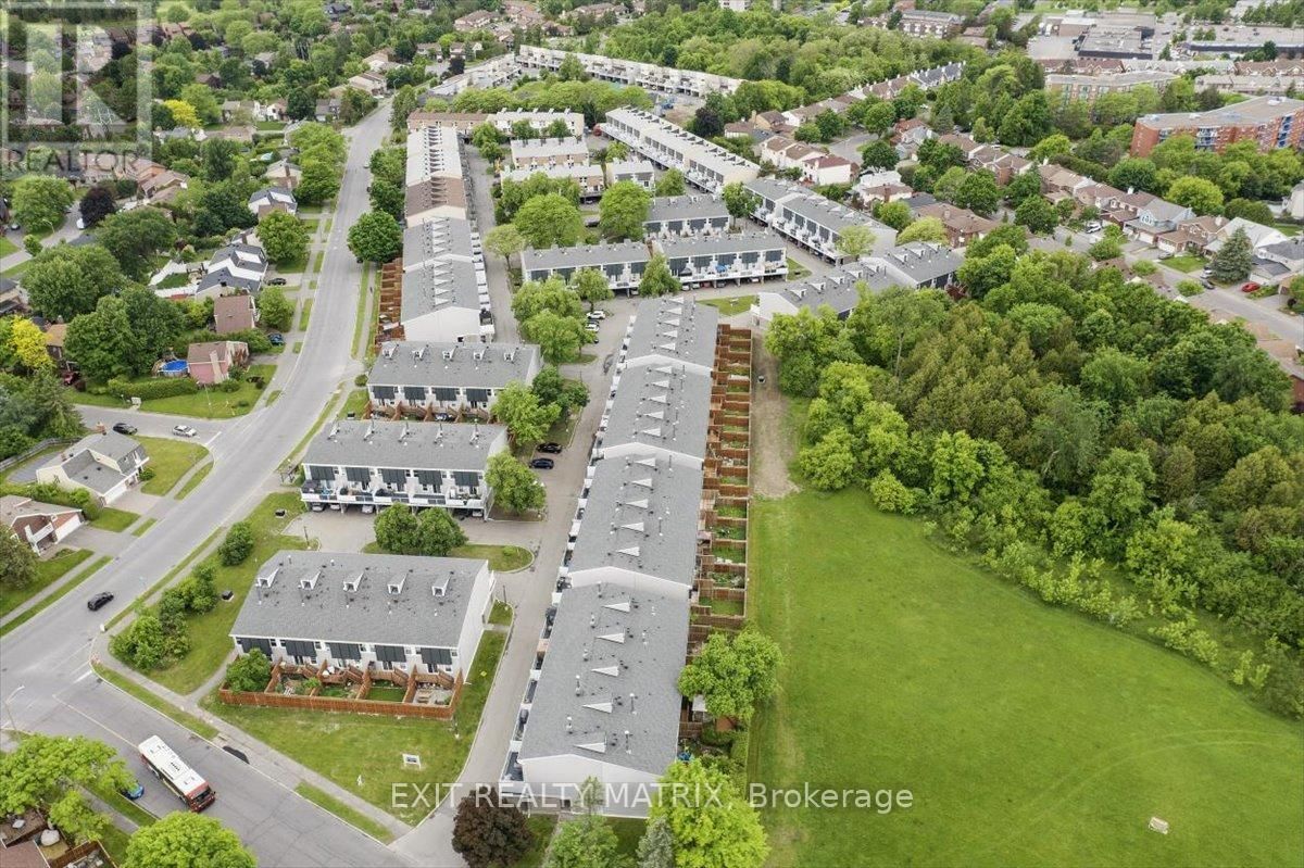154 - 825 CAHILL DRIVE WEST Image 31