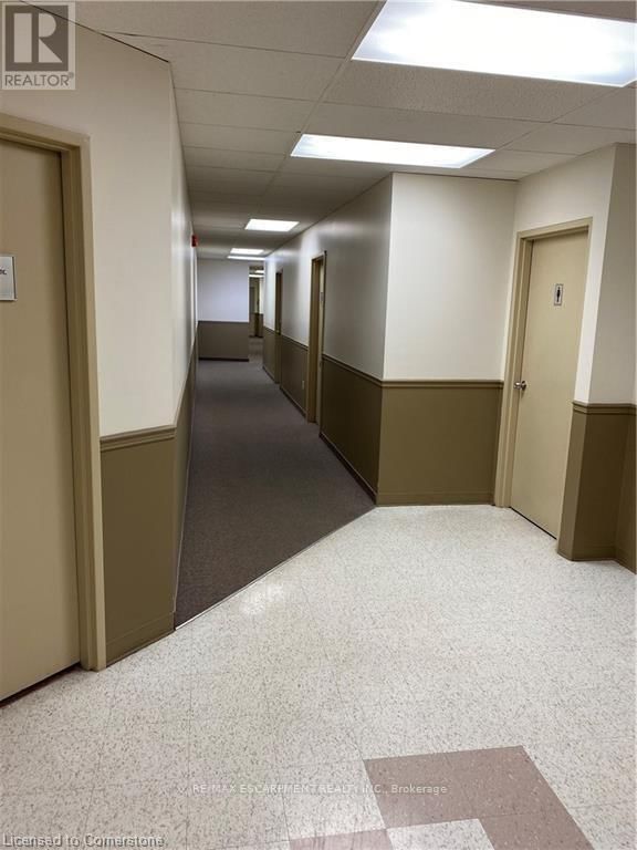 309 - 1030 UPPER JAMES STREET Image 10