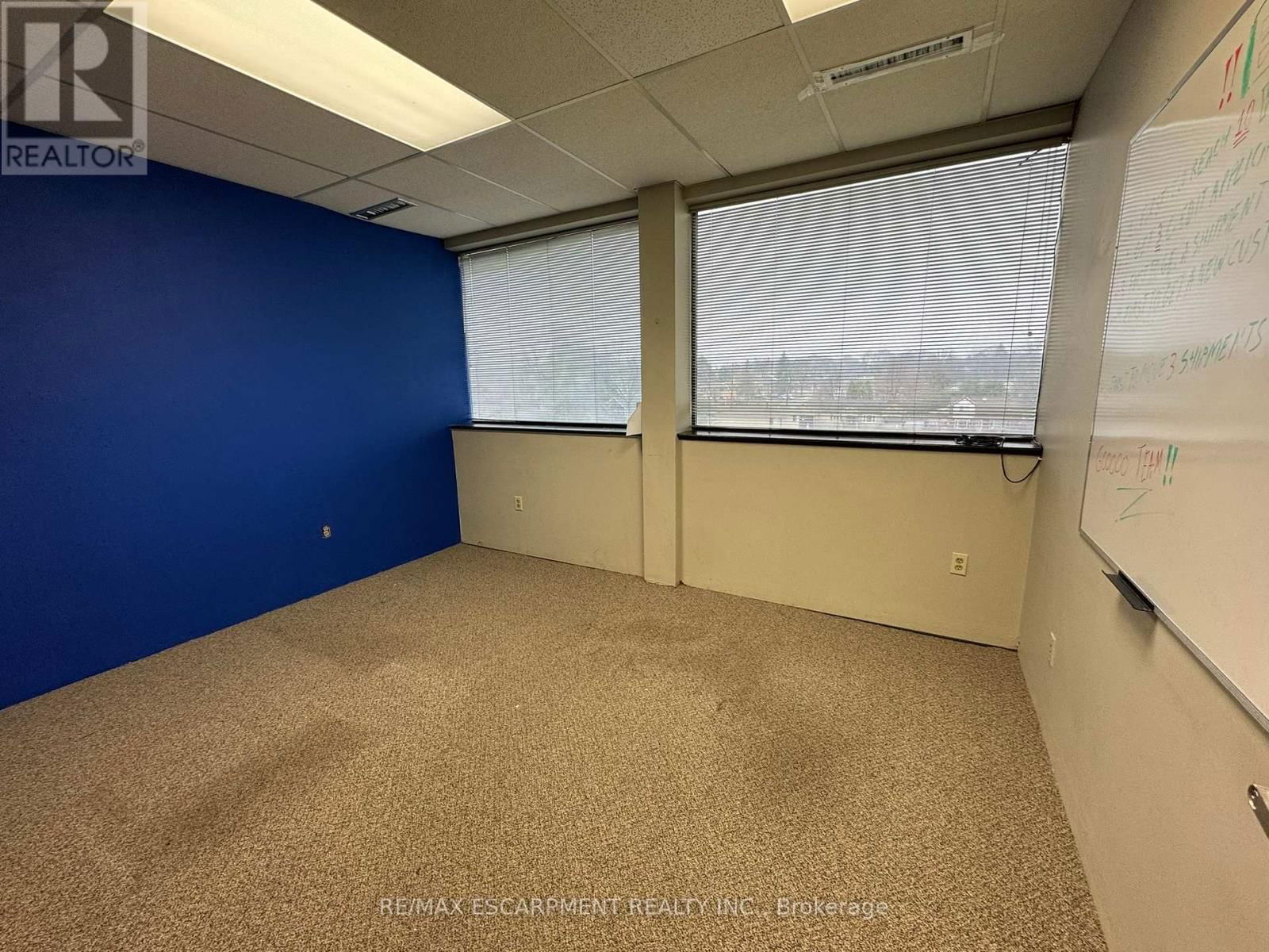 309 - 1030 UPPER JAMES STREET Image 18