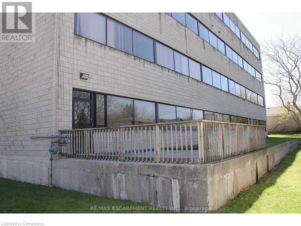 309 - 1030 UPPER JAMES STREET Image 22