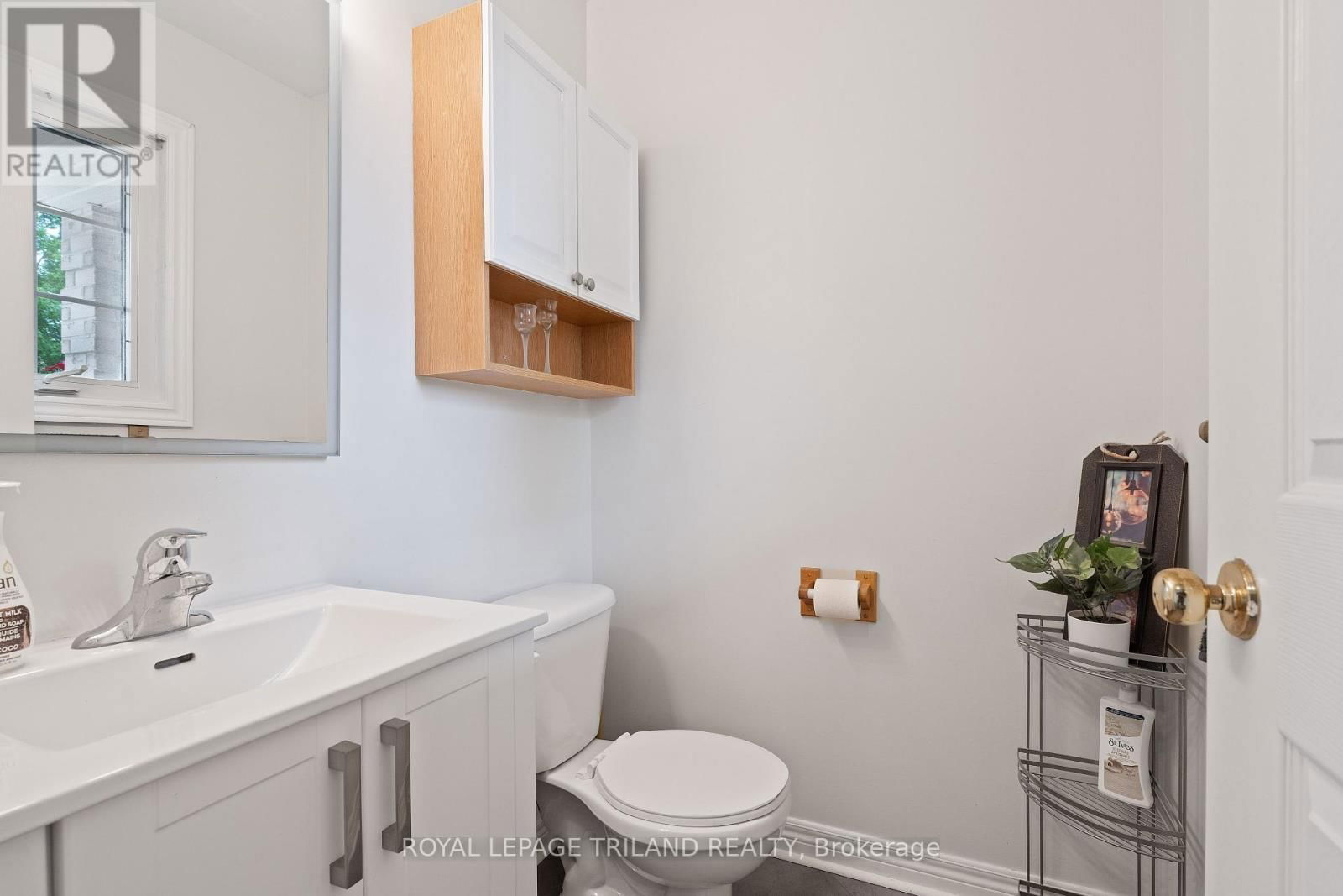 47 CARRIE CRESCENT Image 17