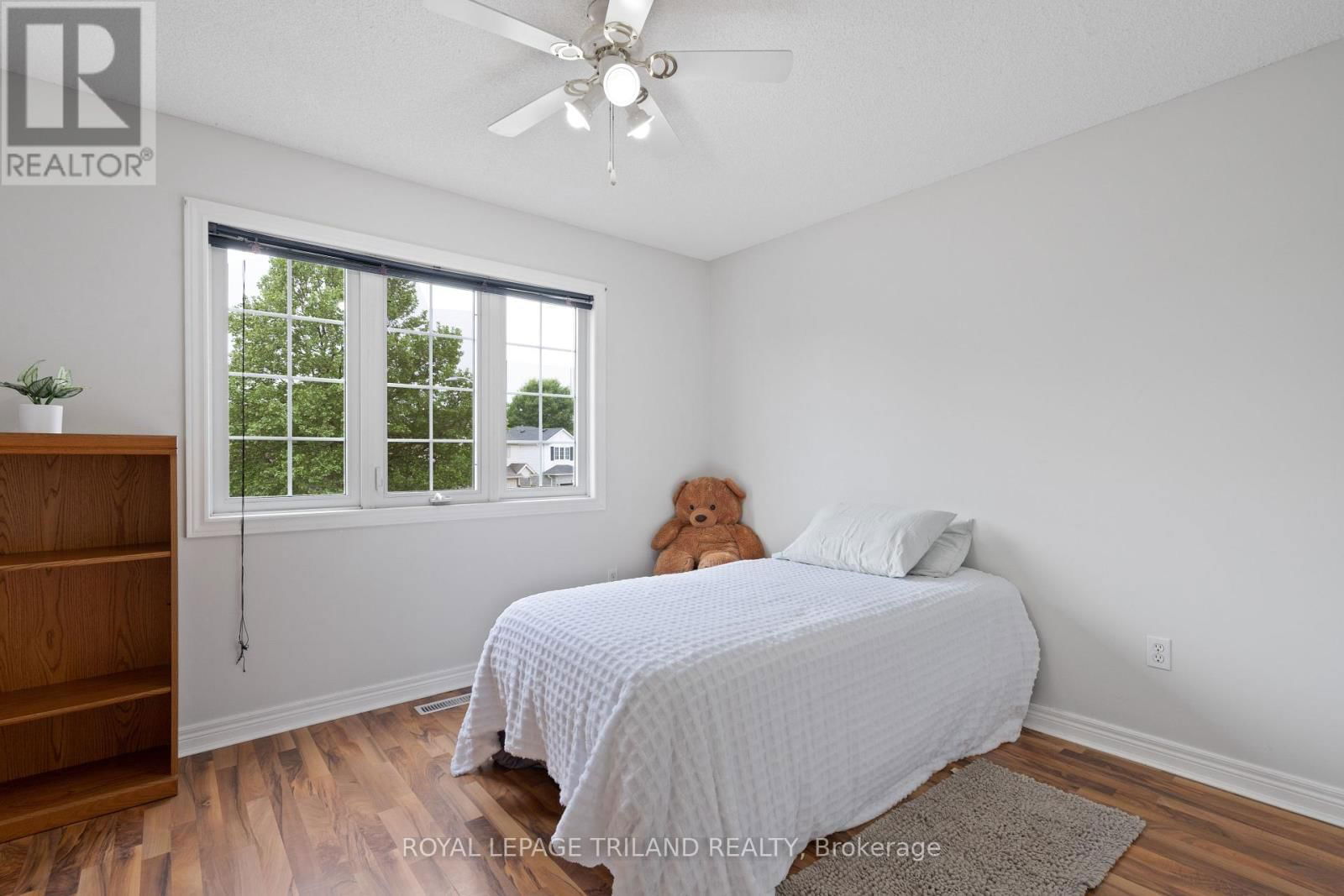 47 CARRIE CRESCENT Image 24