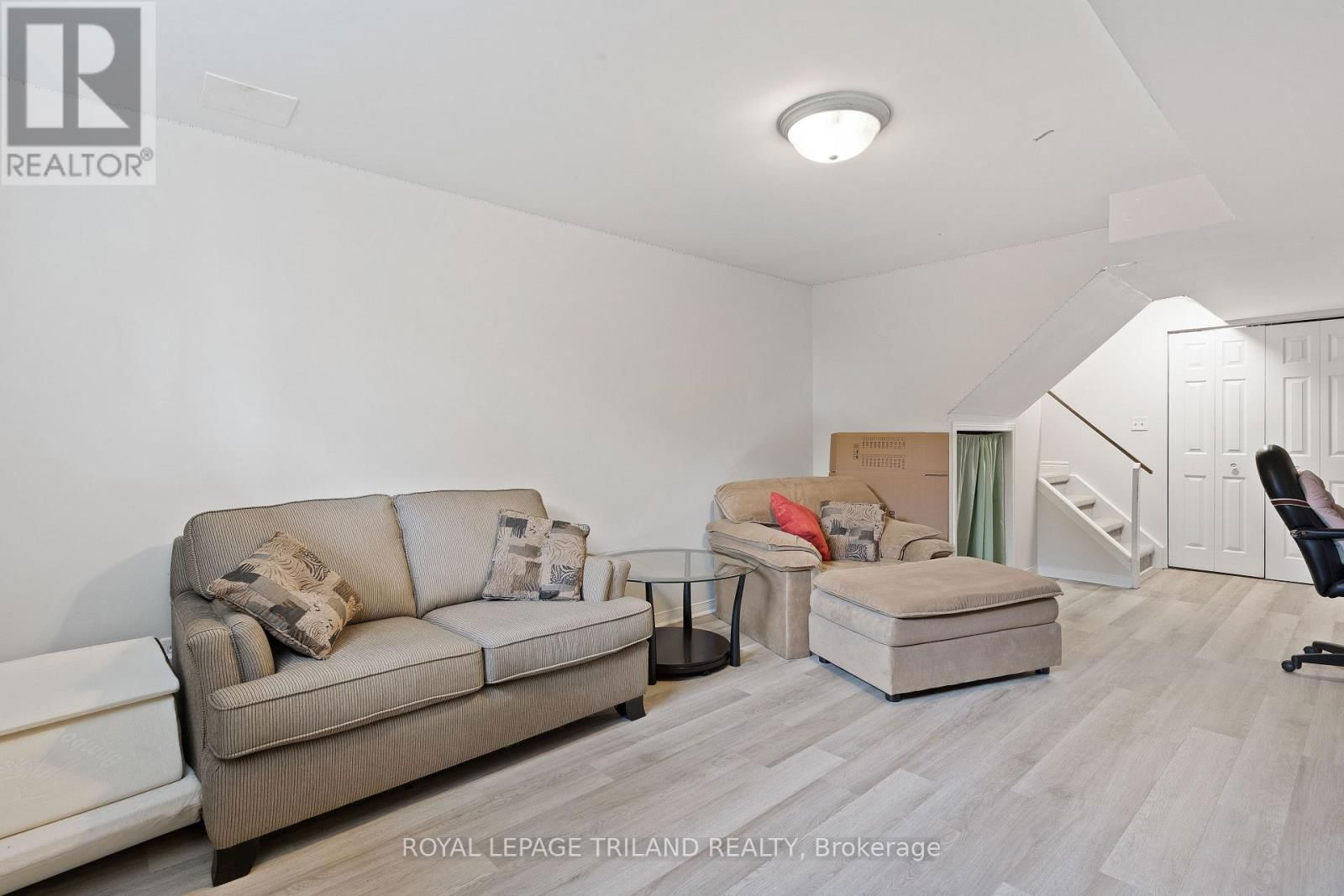 47 CARRIE CRESCENT Image 31