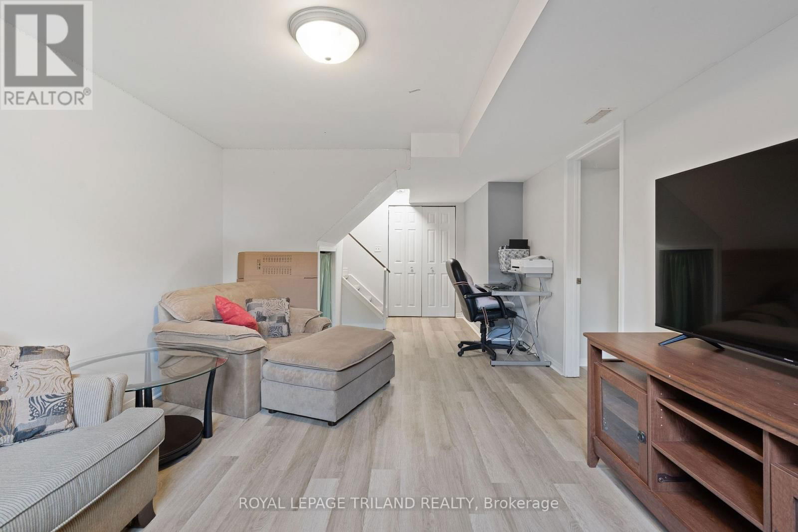 47 CARRIE CRESCENT Image 32