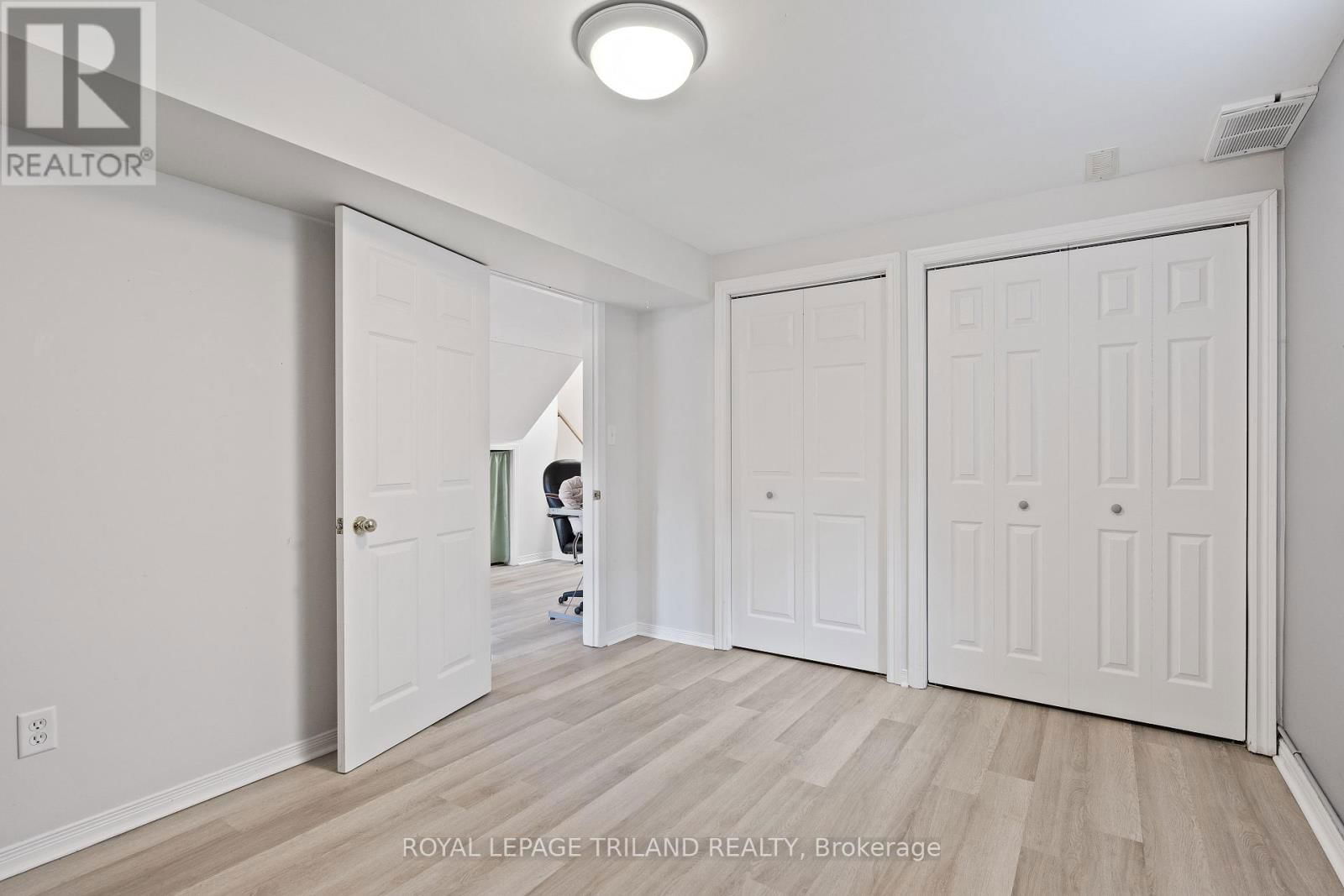 47 CARRIE CRESCENT Image 34
