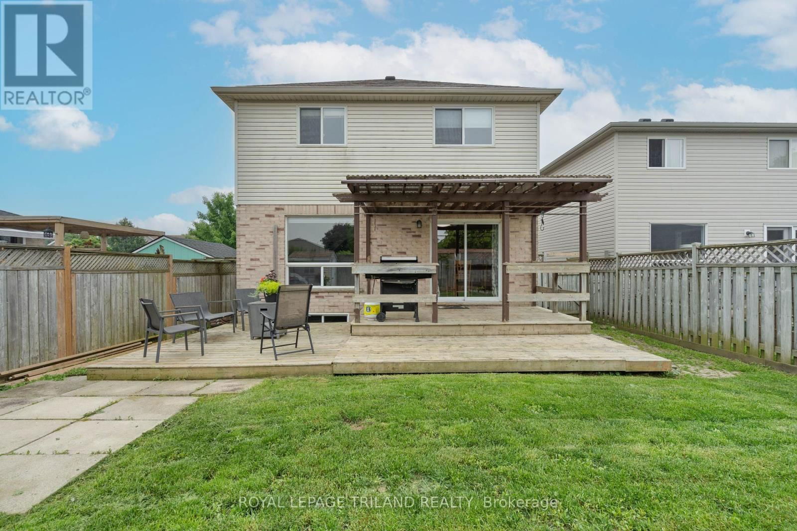 47 CARRIE CRESCENT Image 37