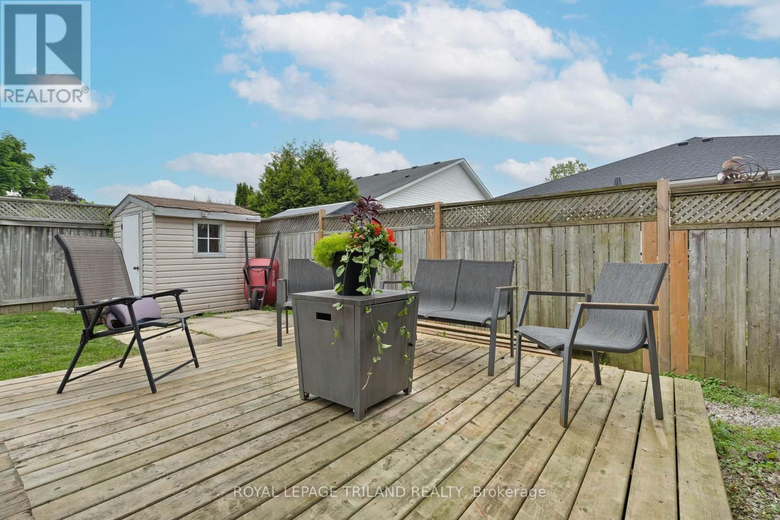 47 CARRIE CRESCENT Image 40