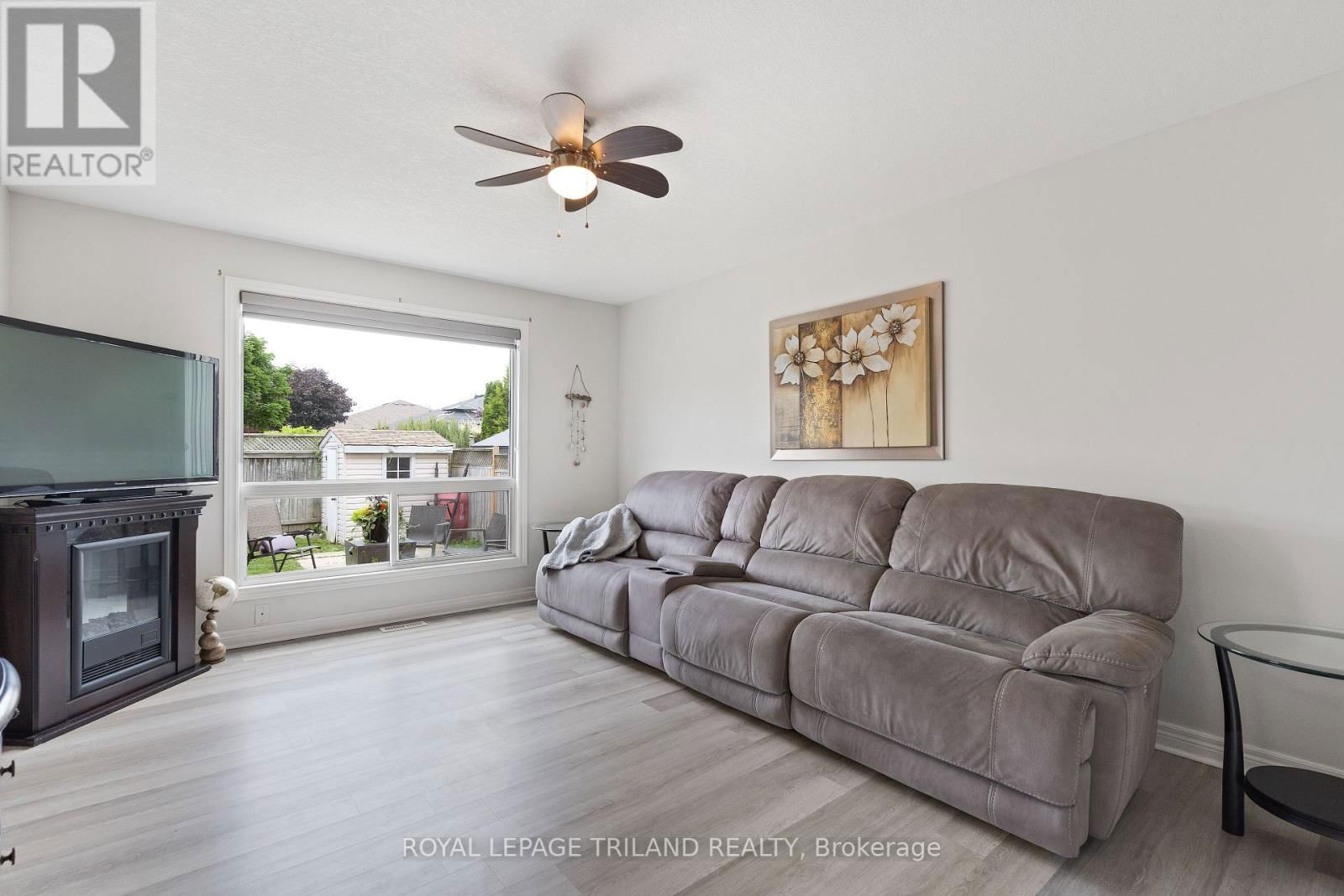 47 CARRIE CRESCENT Image 7