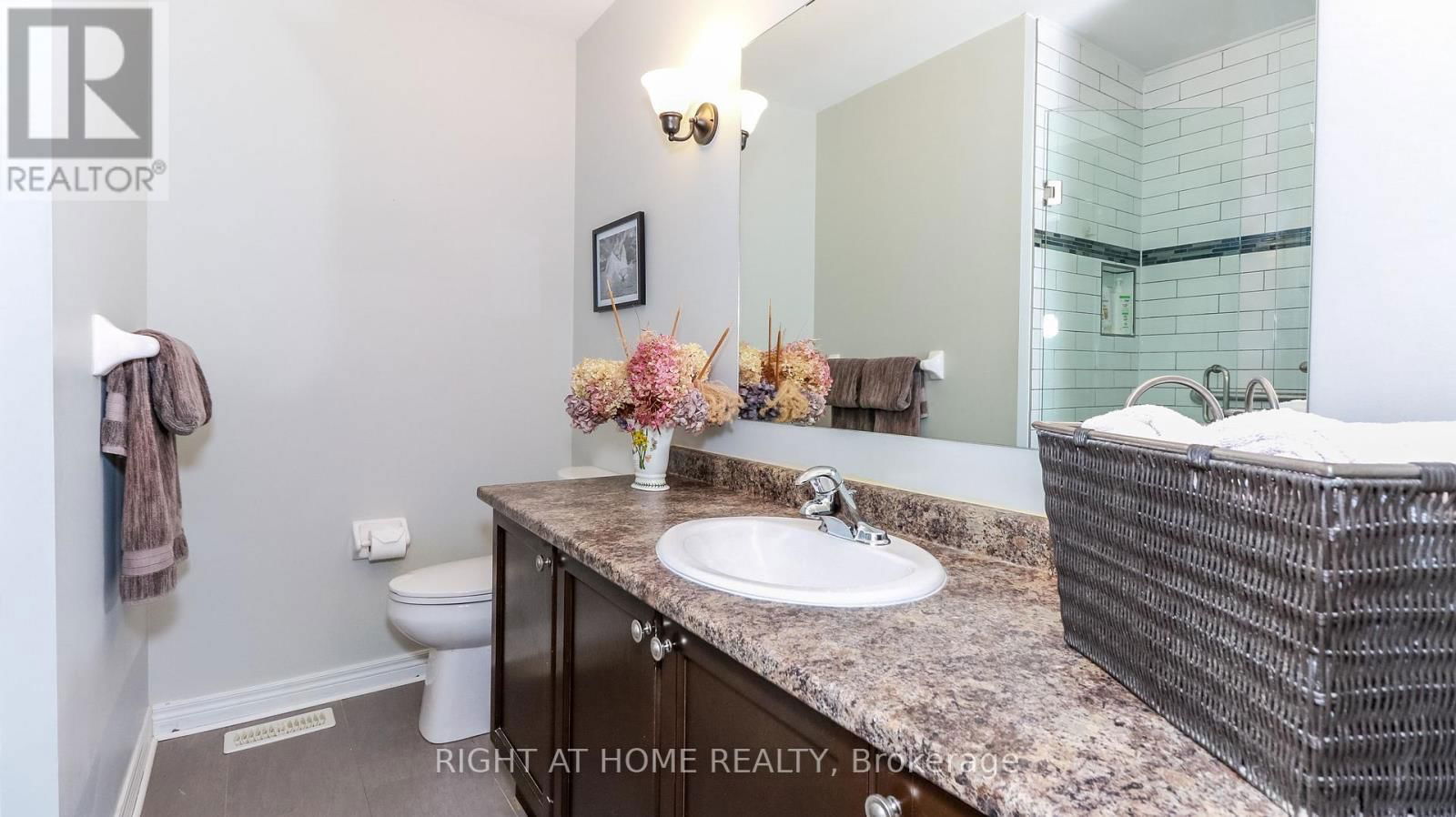 22 MARINA VILLAGE DRIVE Image 43