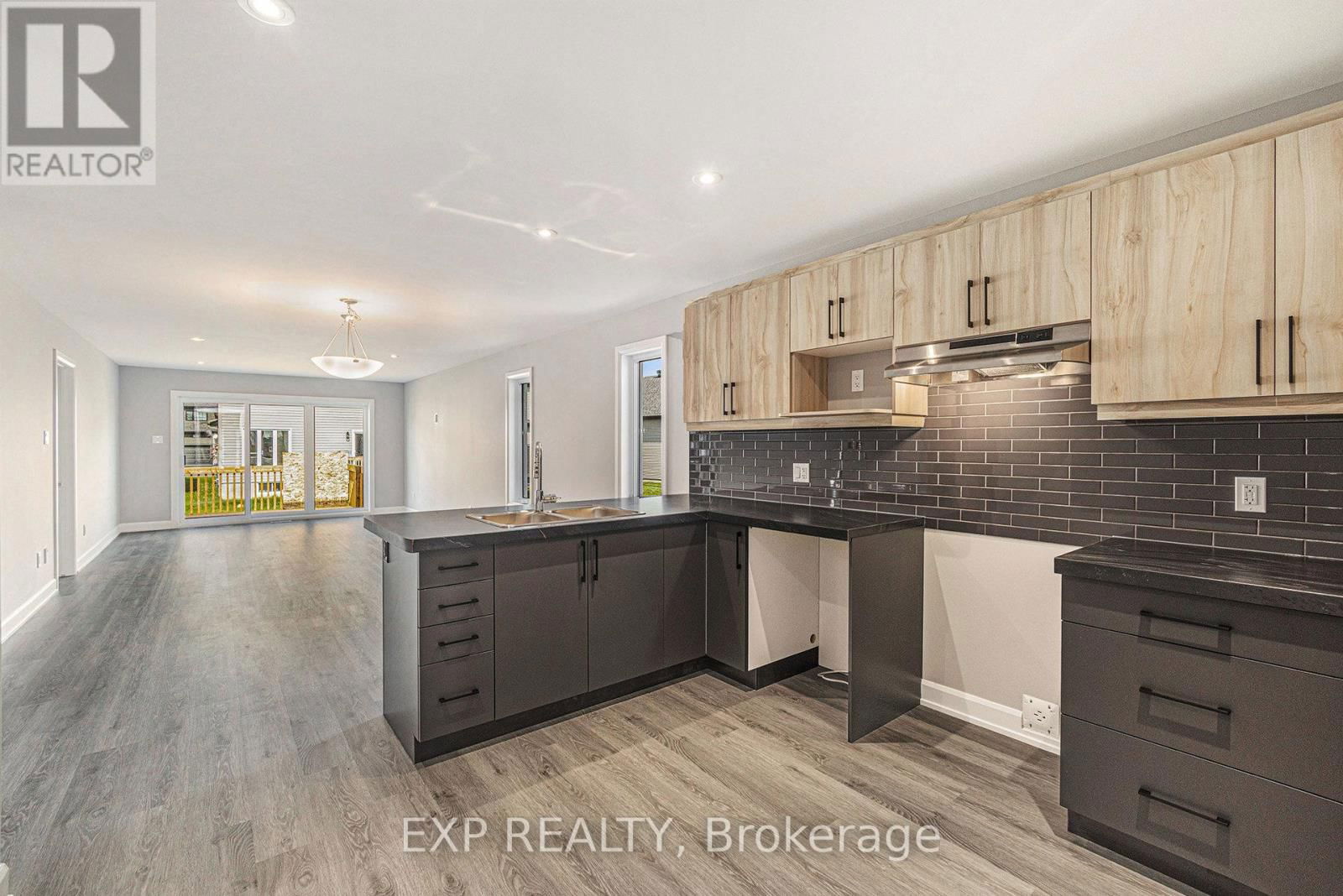 1214 MONTBLANC CRESCENT Image 10