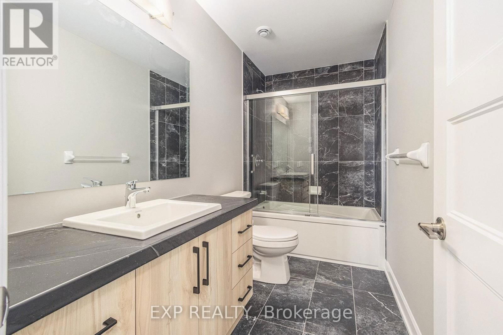 1214 MONTBLANC CRESCENT Image 16
