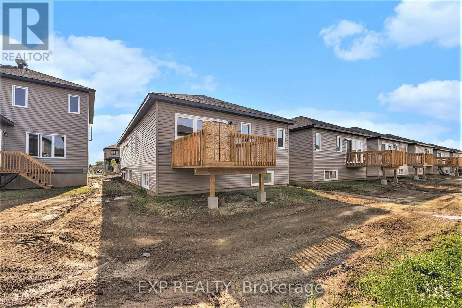 1214 MONTBLANC CRESCENT Image 17