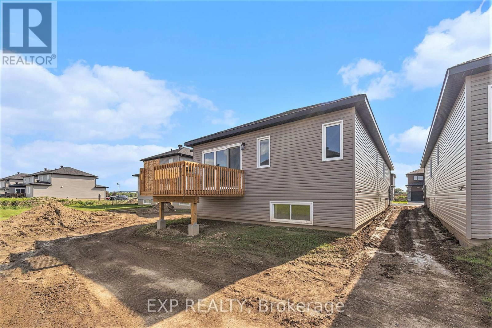 1214 MONTBLANC CRESCENT Image 18