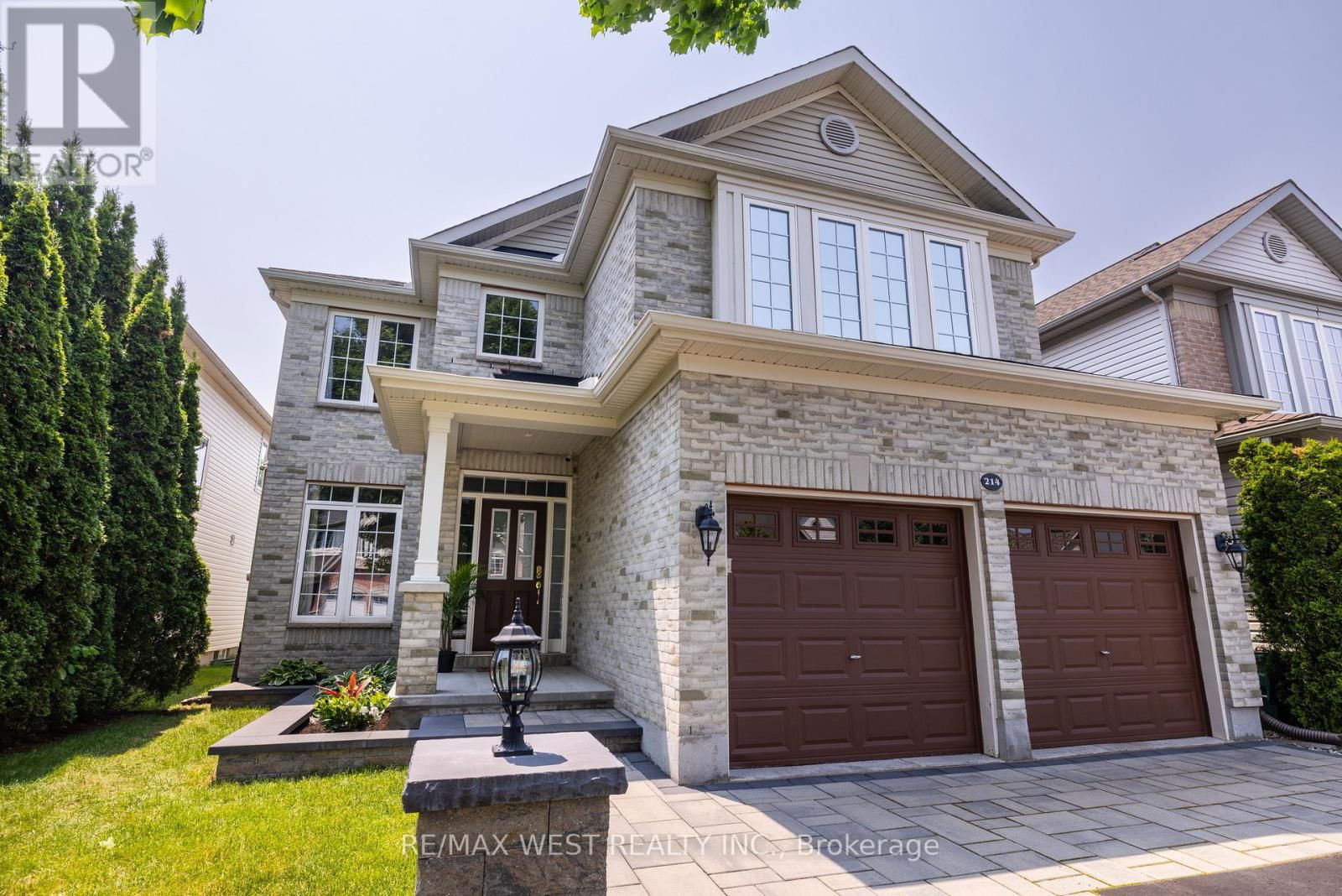 214 CASTLEGARTH CRESCENT Image 26