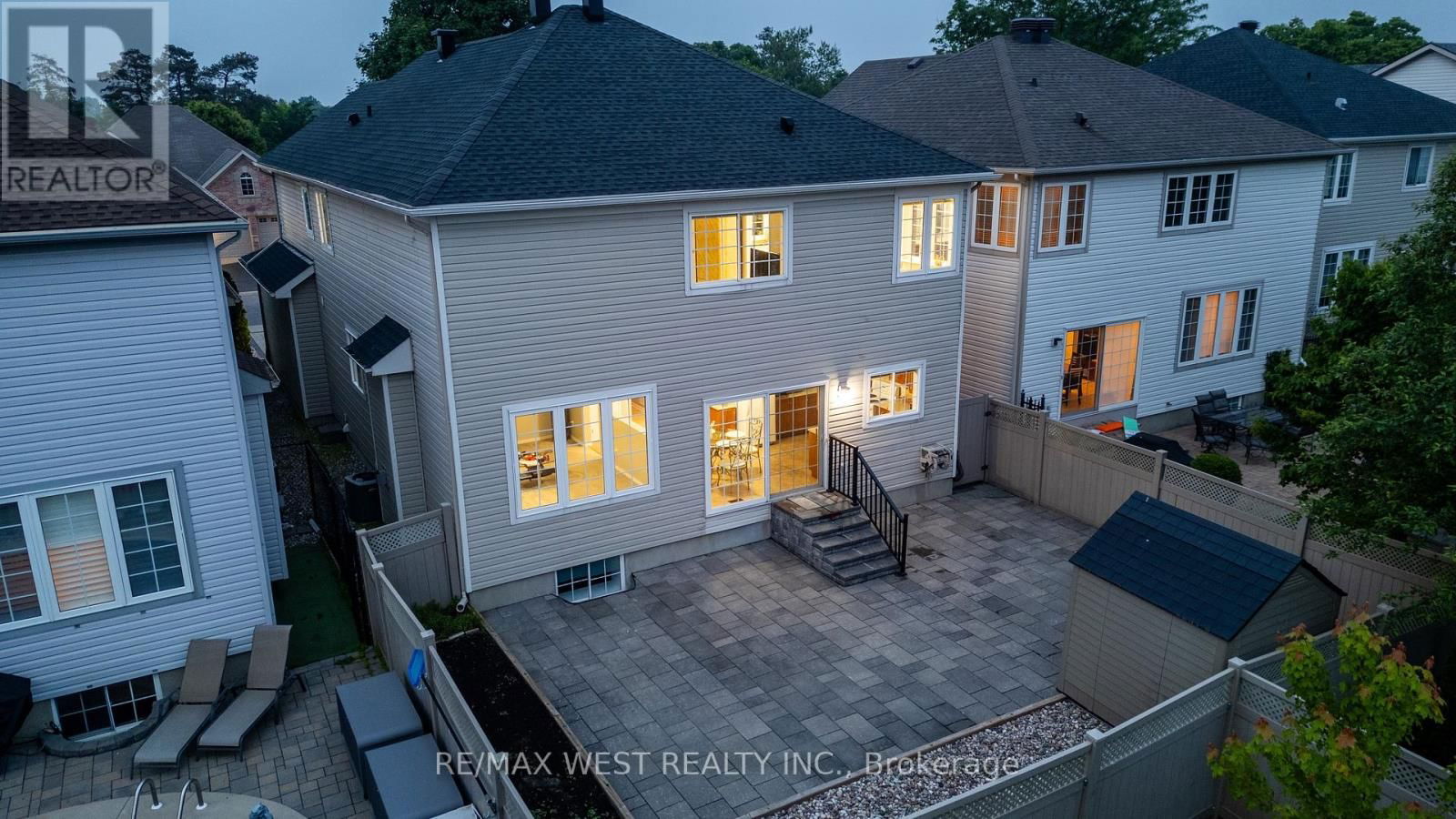 214 CASTLEGARTH CRESCENT Image 28