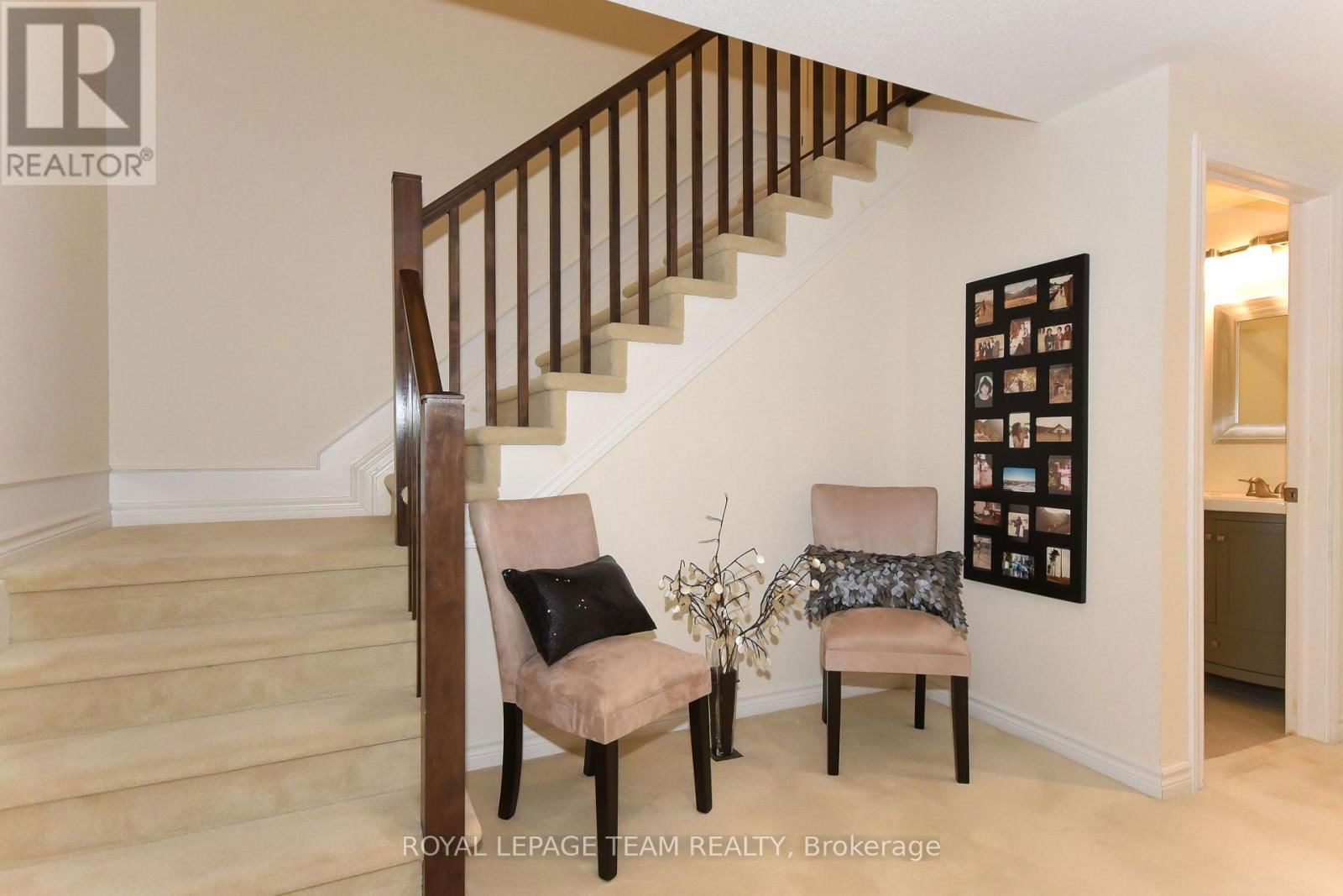 181 OXFORD STREET WEST Image 22