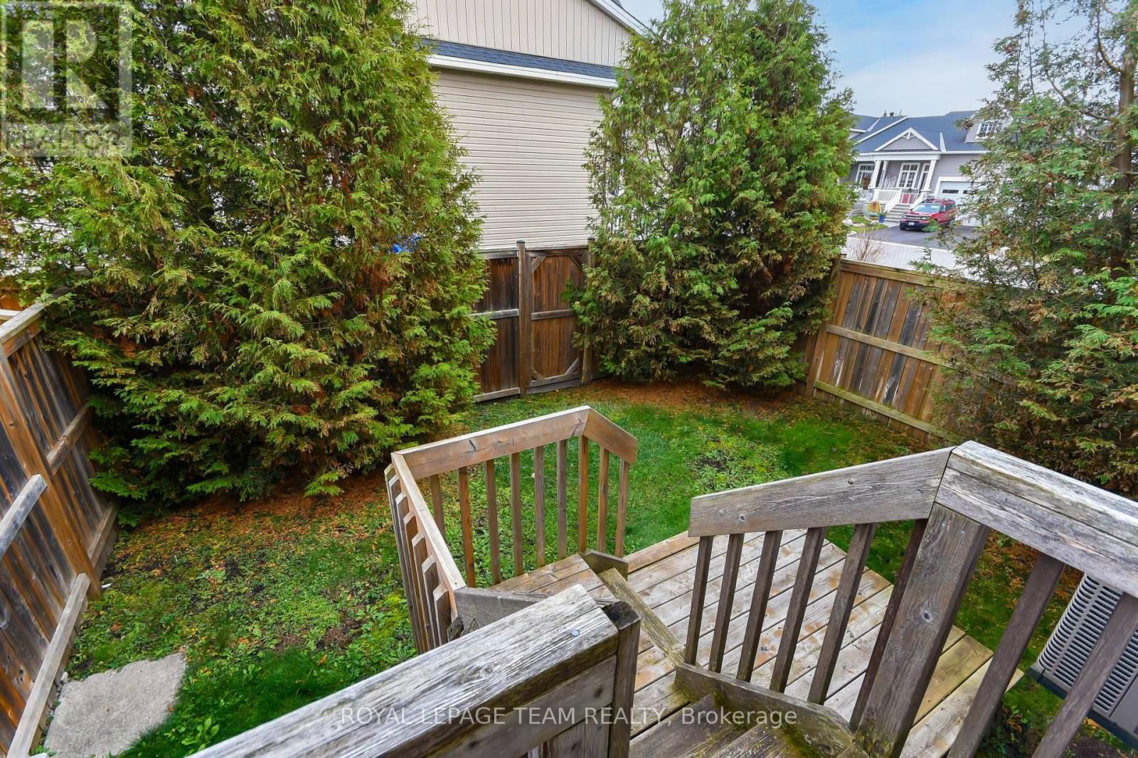 181 OXFORD STREET WEST Image 32