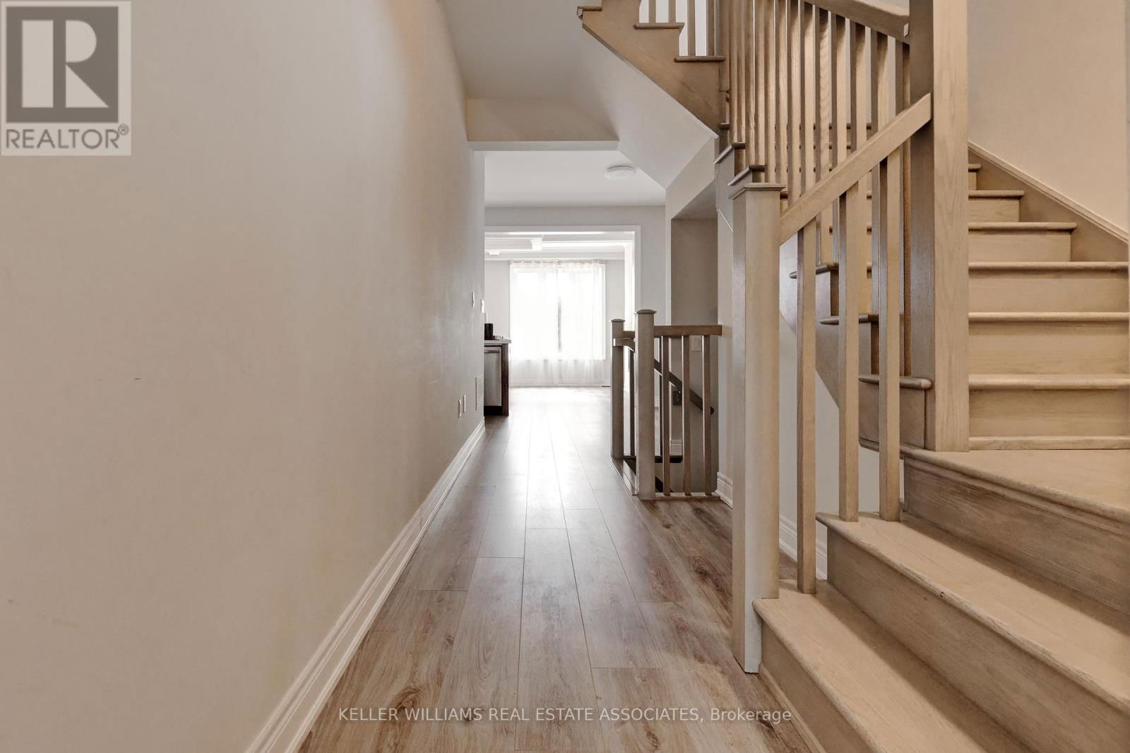37 - 288 GLOVER ROAD Image 4