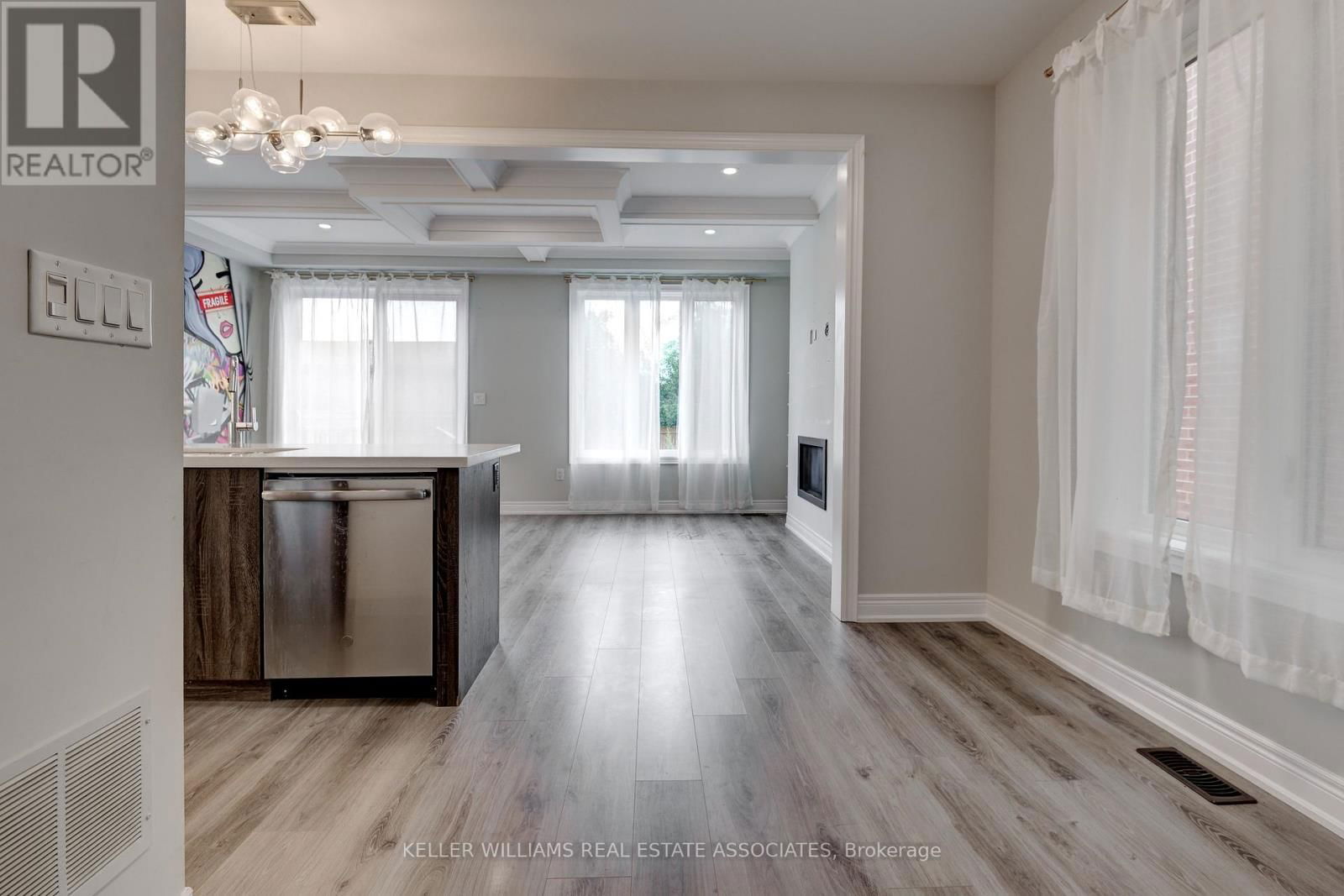 37 - 288 GLOVER ROAD Image 9