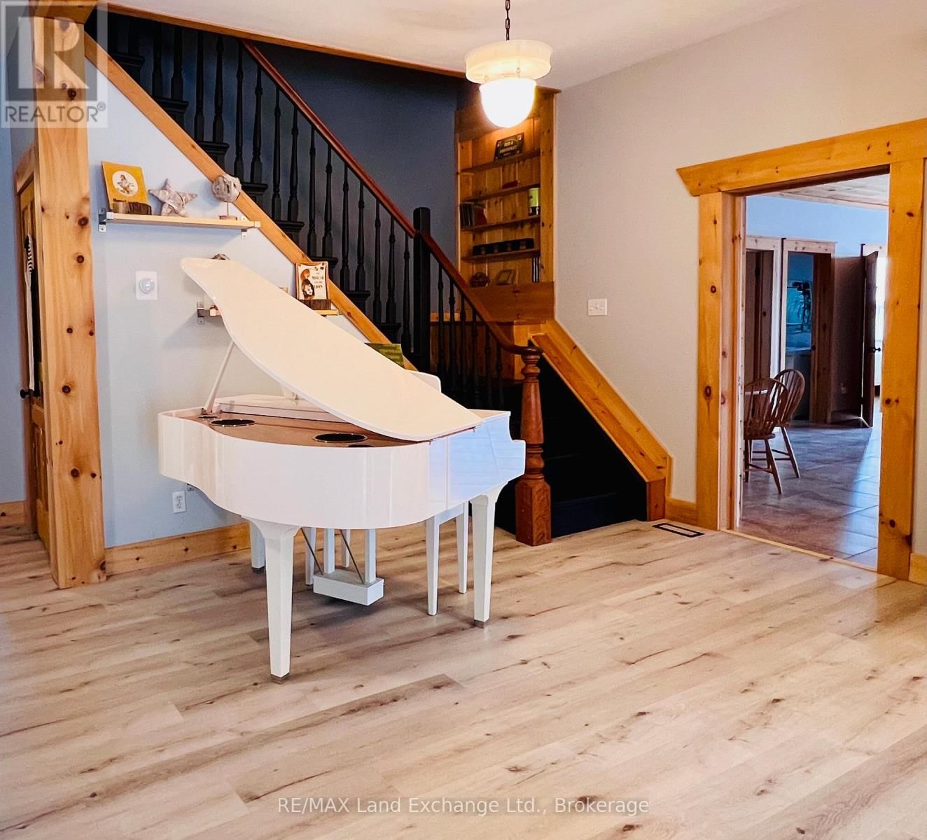 511 HAVELOCK STREET Image 21