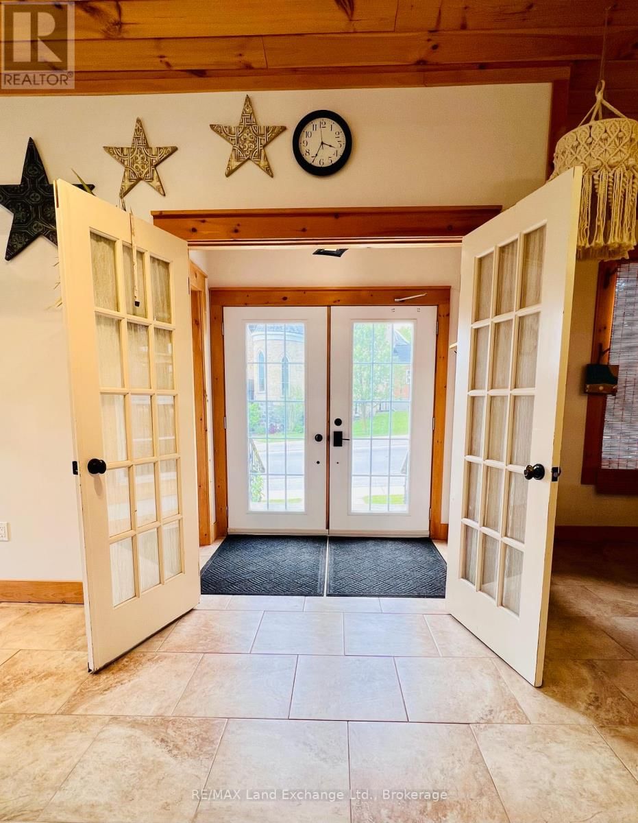 511 HAVELOCK STREET Image 31