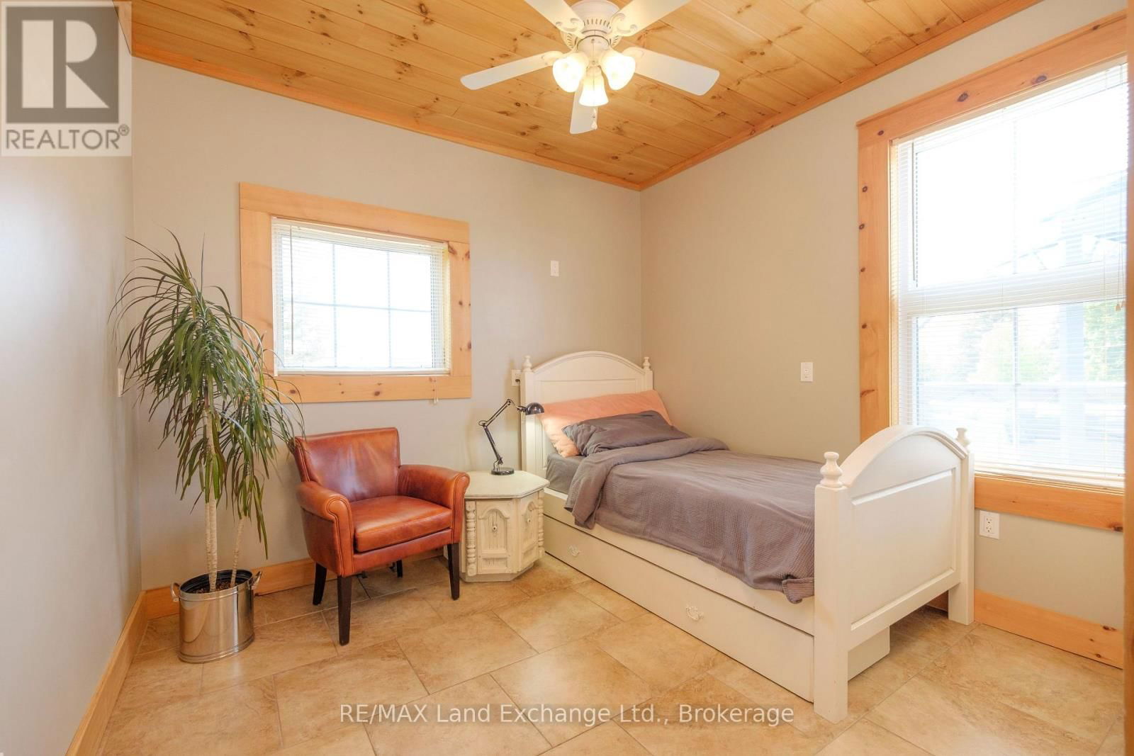511 HAVELOCK STREET Image 37