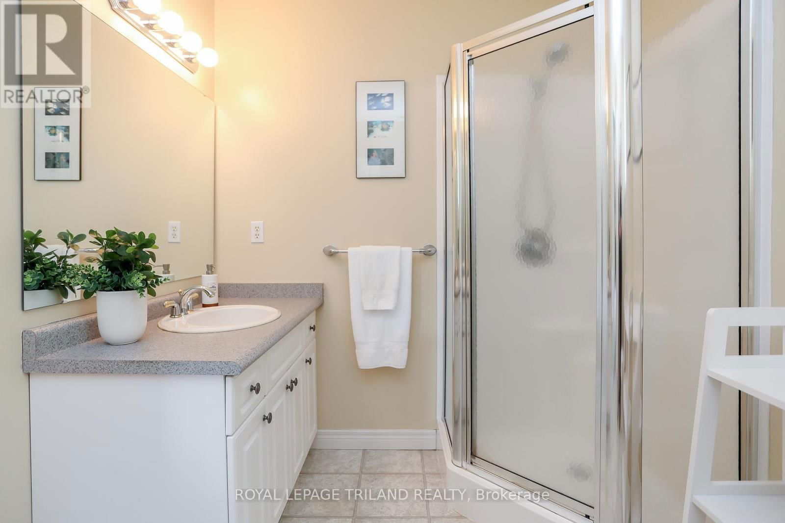 20 LINDEN LANE Image 30