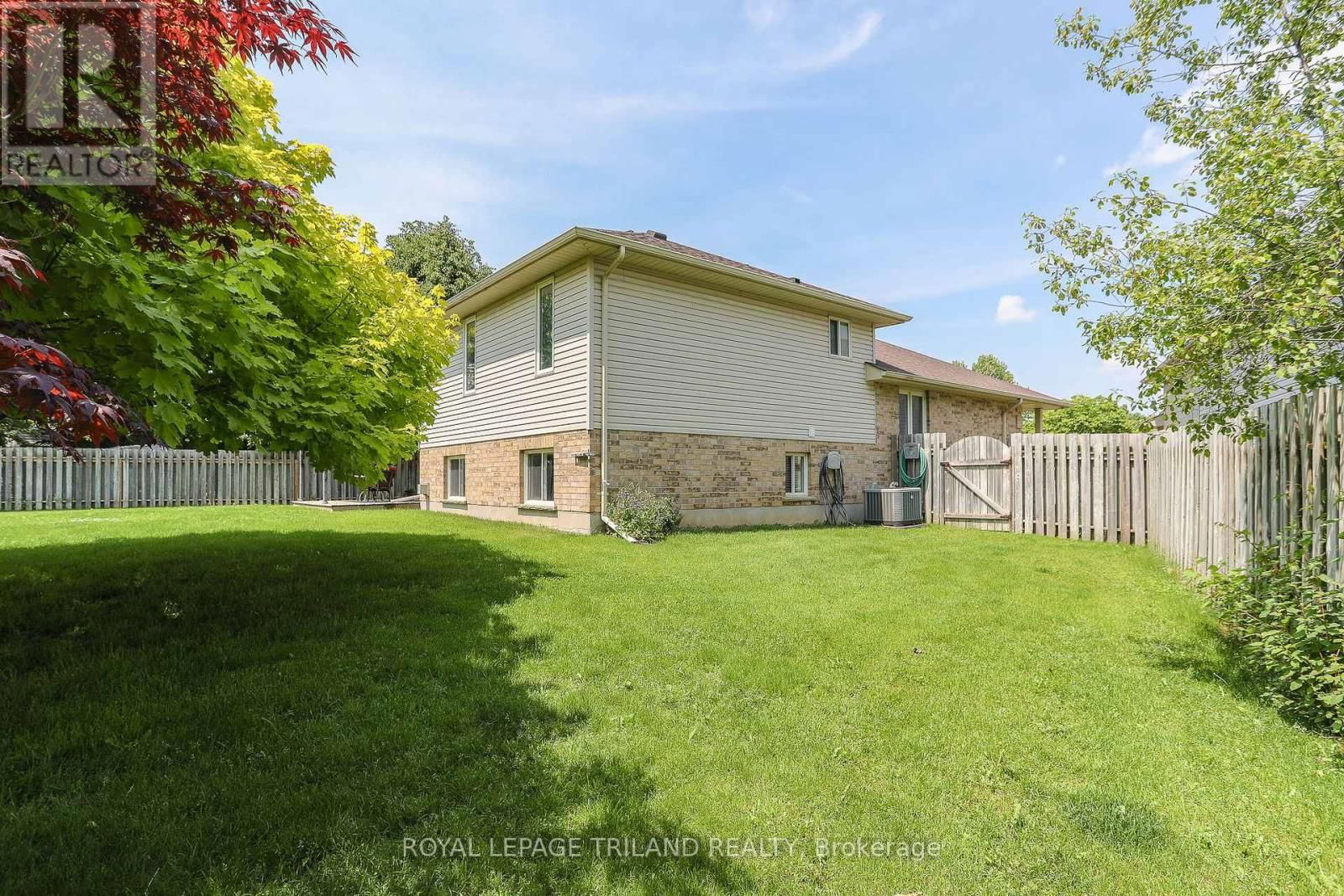 20 LINDEN LANE Image 45