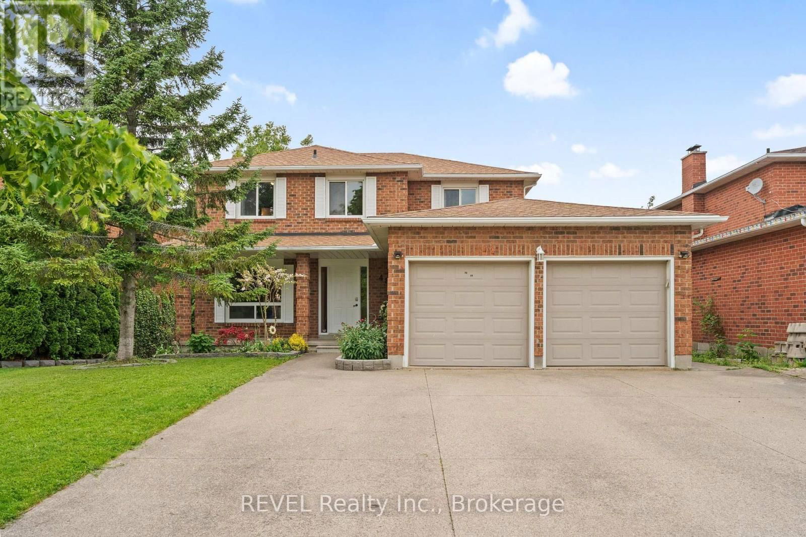 48 BARBICAN TRAIL Image 1