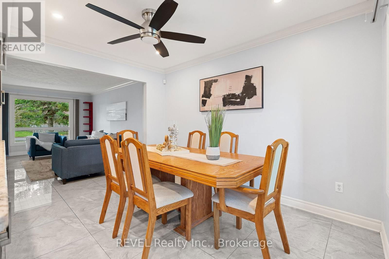 48 BARBICAN TRAIL Image 19