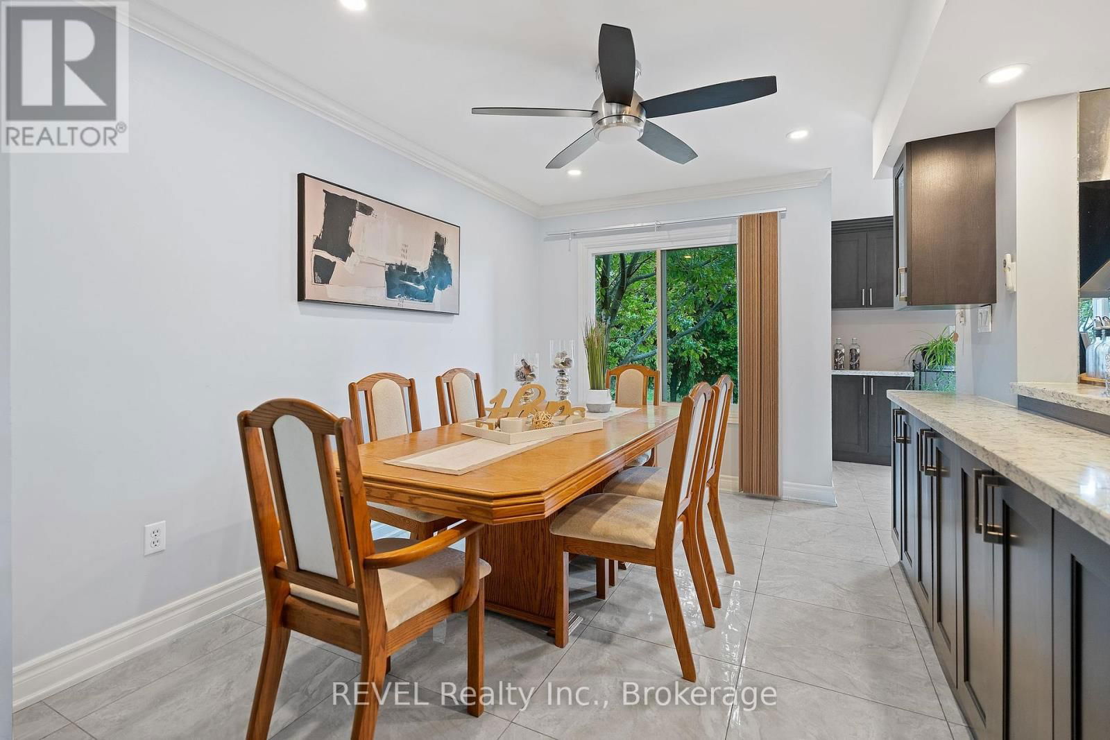 48 BARBICAN TRAIL Image 20