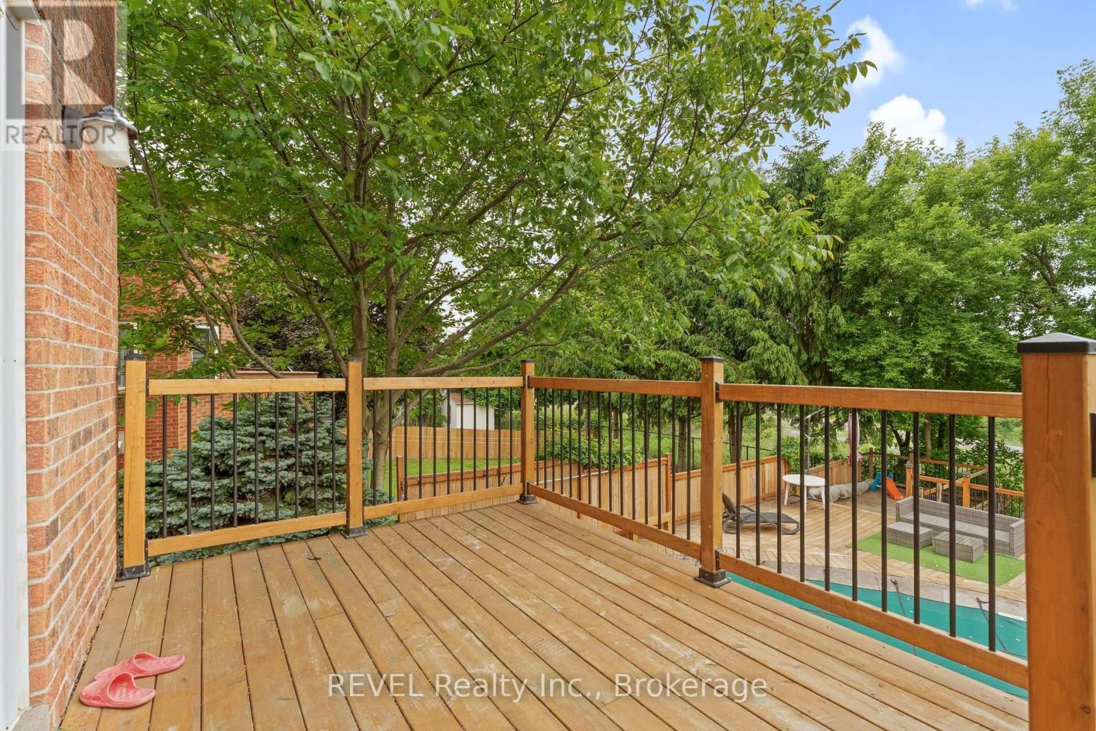 48 BARBICAN TRAIL Image 38