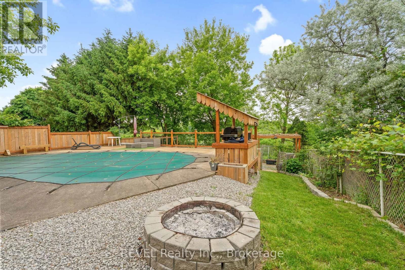 48 BARBICAN TRAIL Image 40