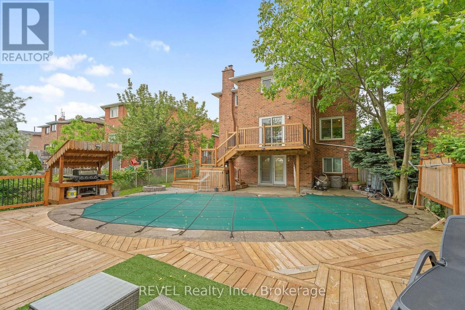 48 BARBICAN TRAIL Image 43
