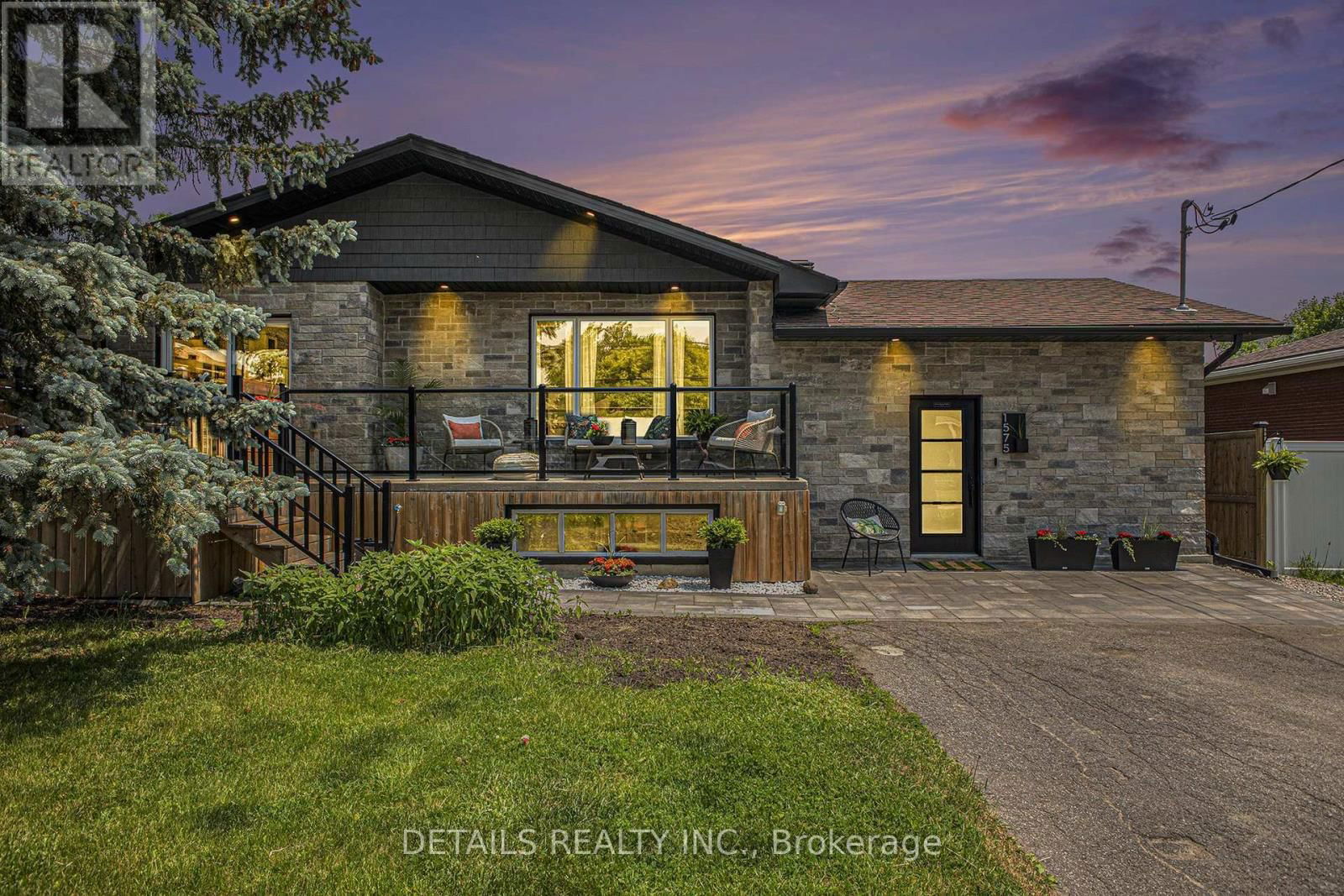 1575 MAXIME STREET Image 1