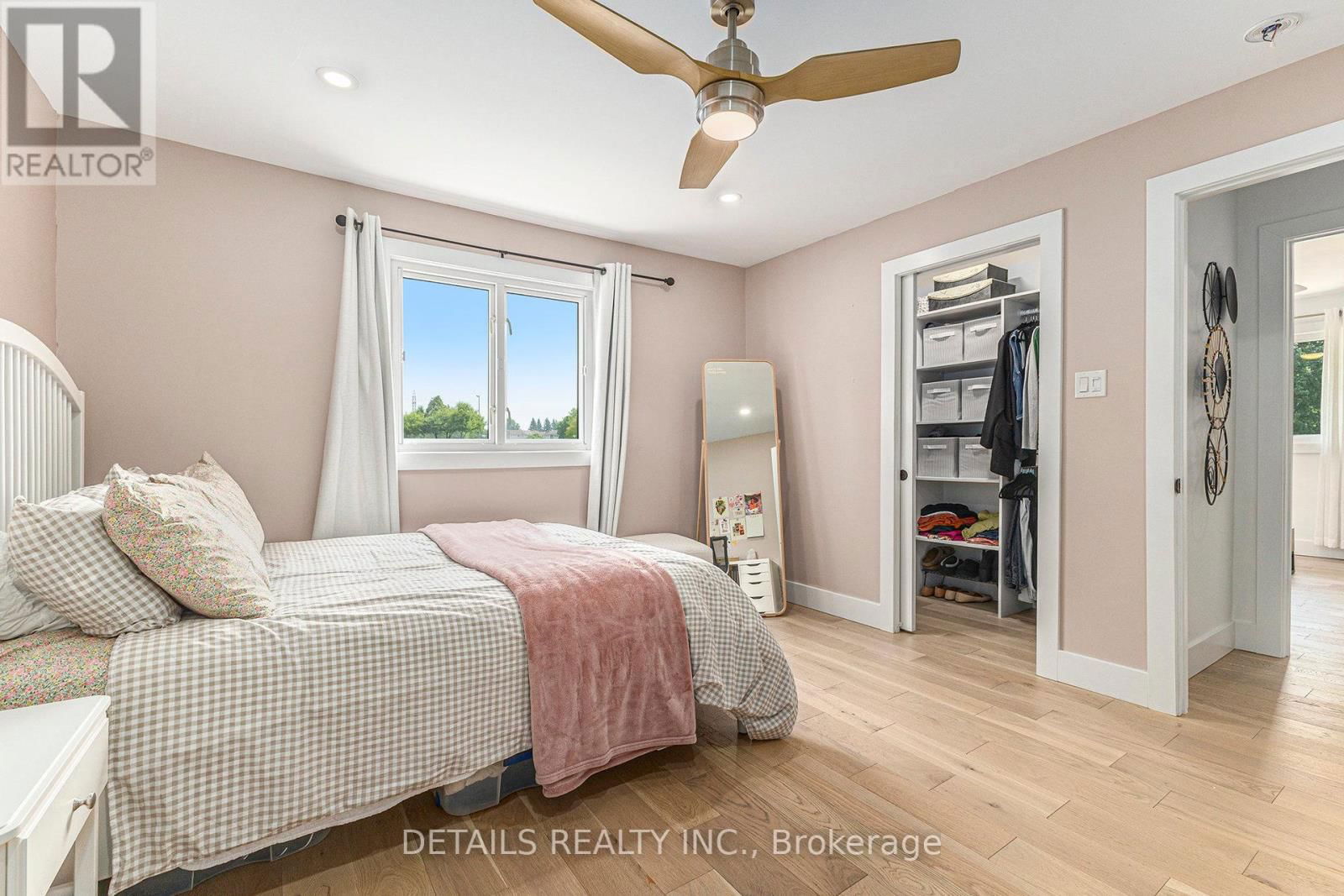 1575 MAXIME STREET Image 21