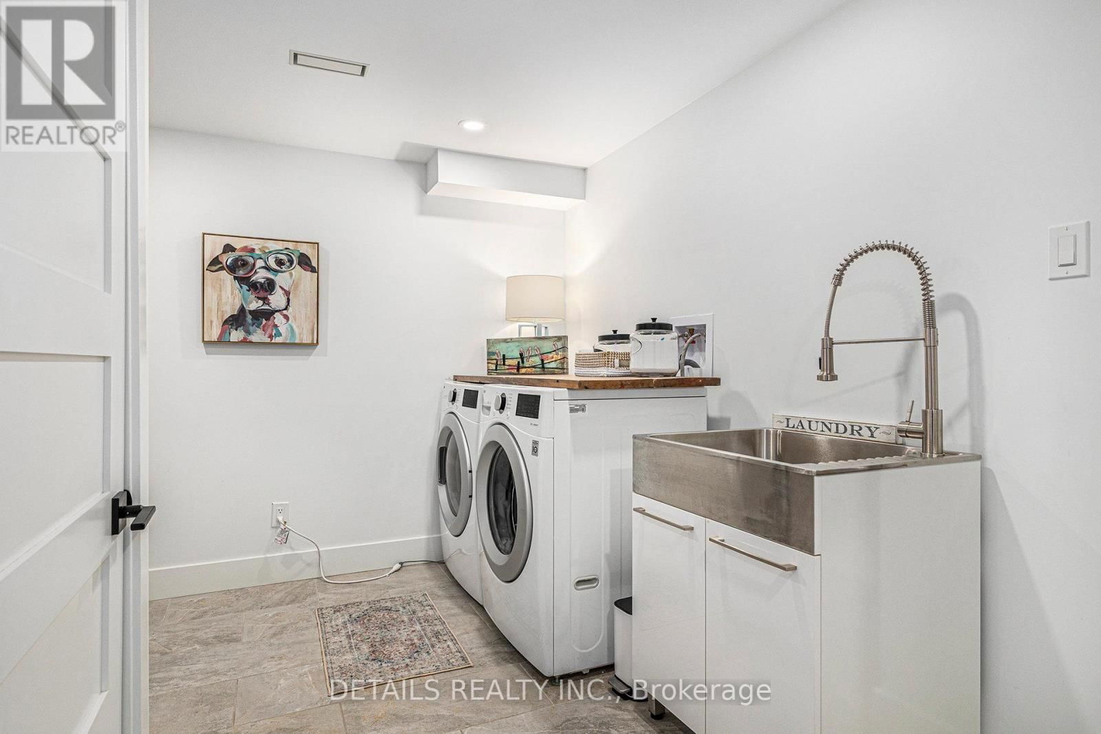 1575 MAXIME STREET Image 31