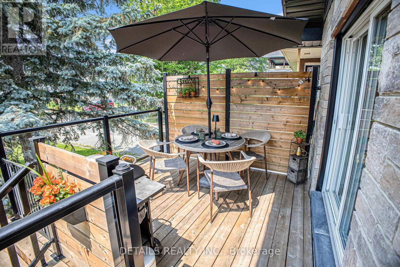 1575 MAXIME STREET Image 32