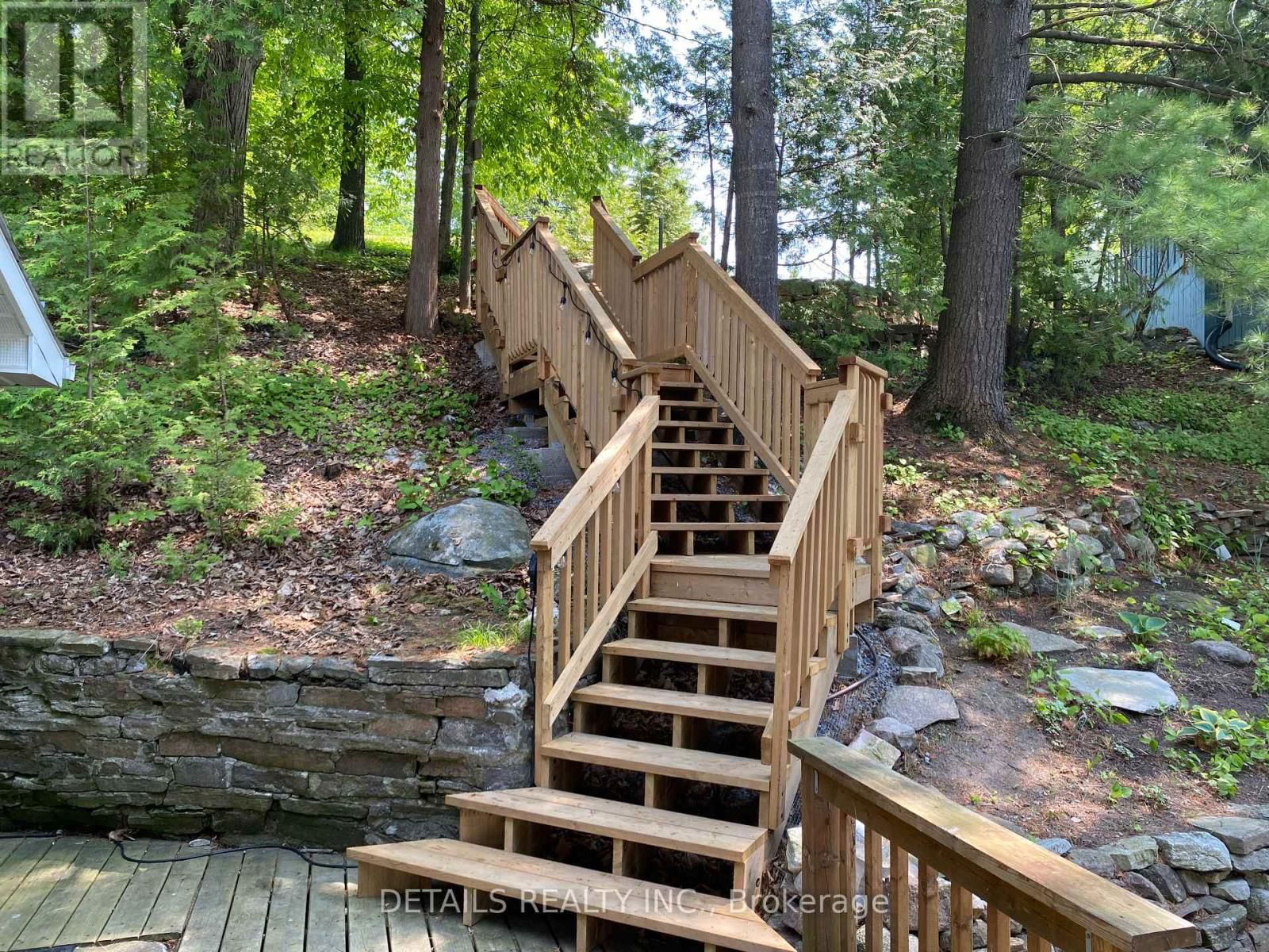 63 GORDON COURT Image 11