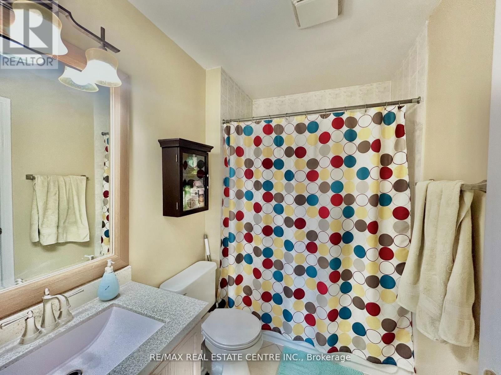 122 MARION STREET Image 26