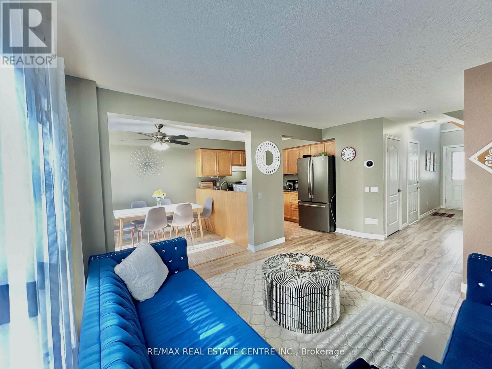 122 MARION STREET Image 7