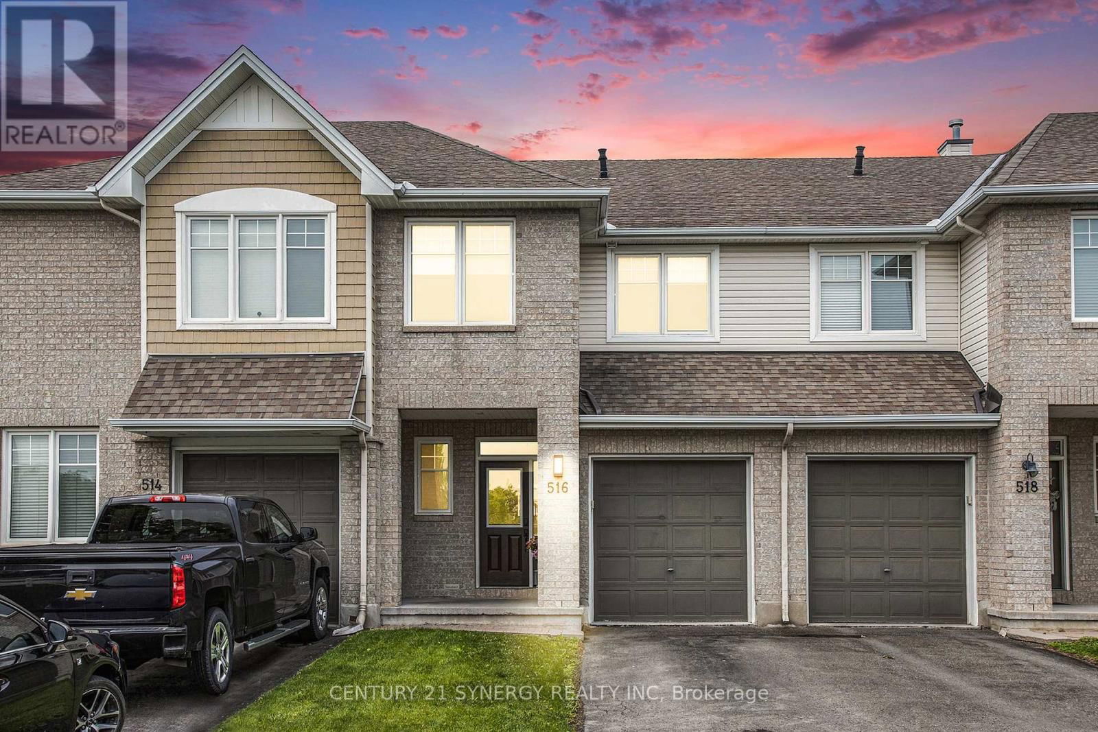 516 ROCHEFORT CIRCLE Image 1