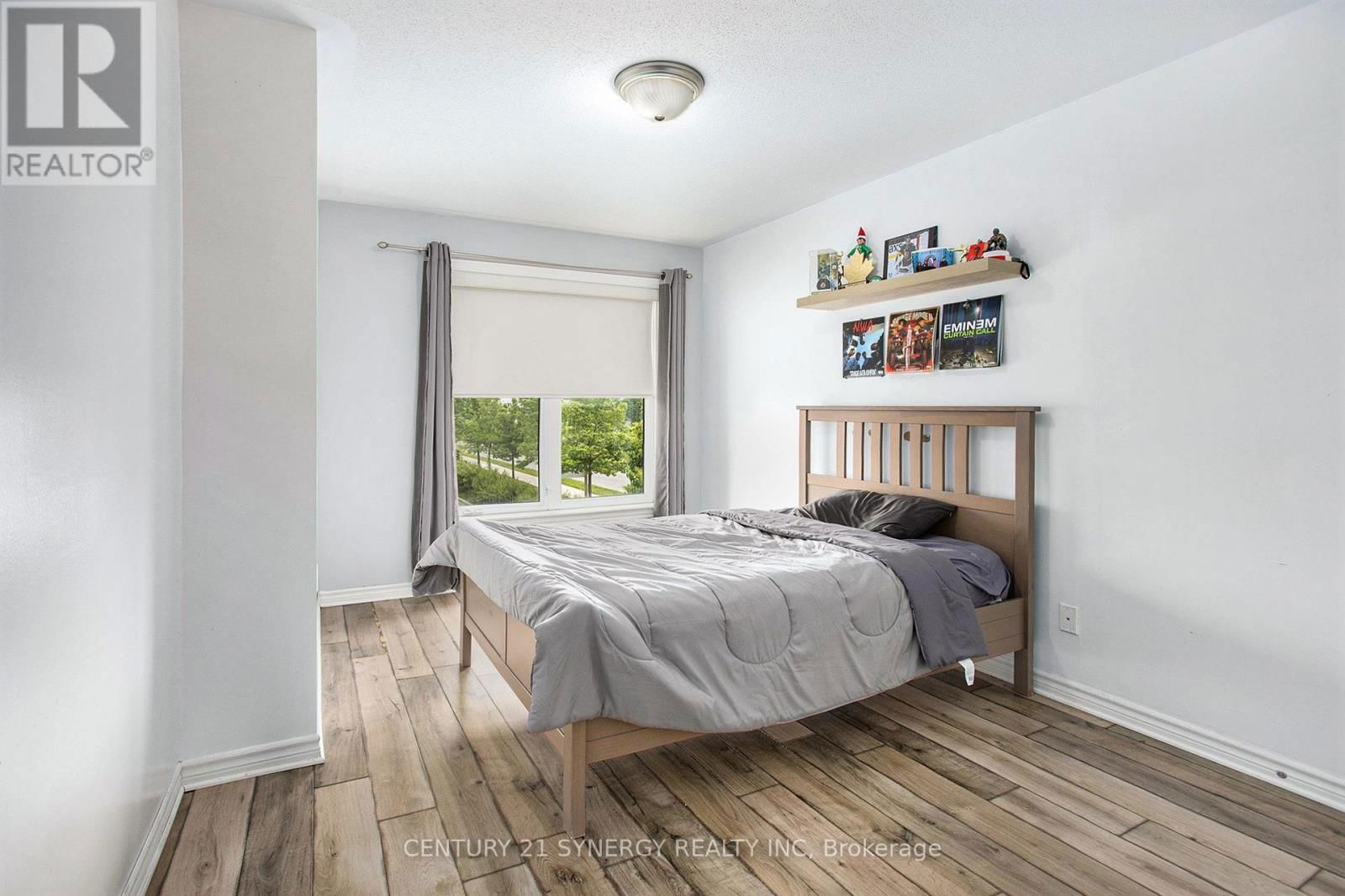 516 ROCHEFORT CIRCLE Image 10
